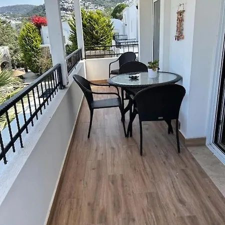 1+1 Flat For Rent In The Center Of Apartment