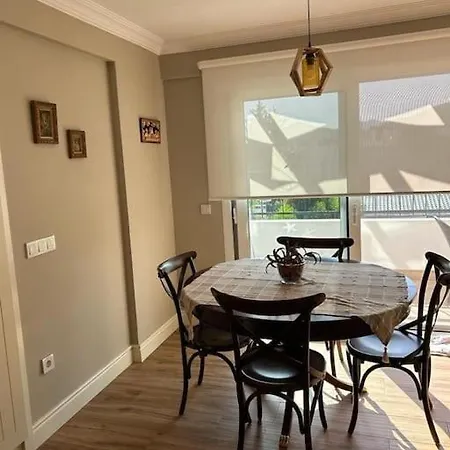 דירה 1+1 Flat For Rent In The Center Of